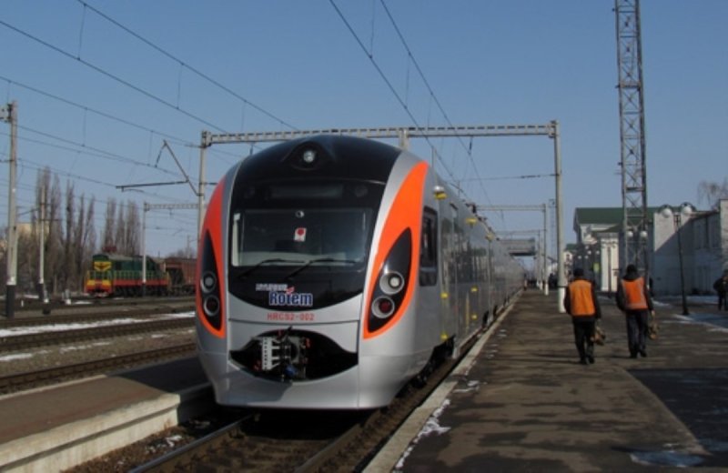 Скоростной поезд Хюндайн