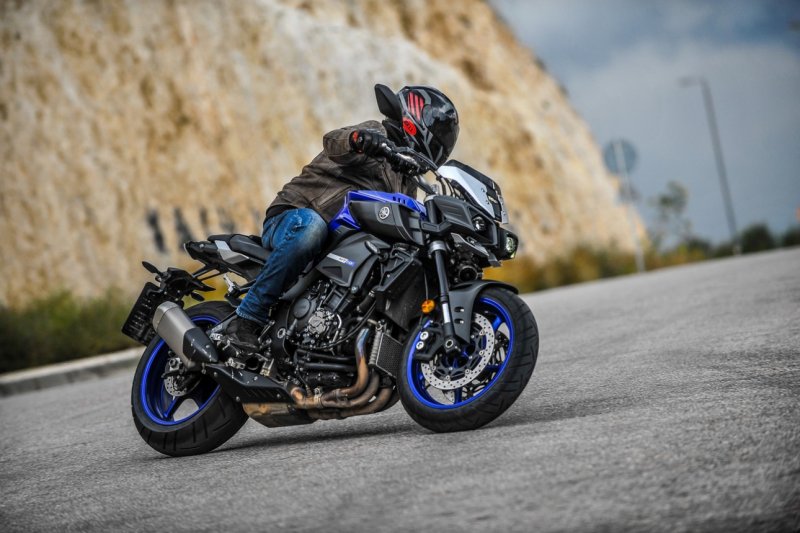 Yamaha MT 10r