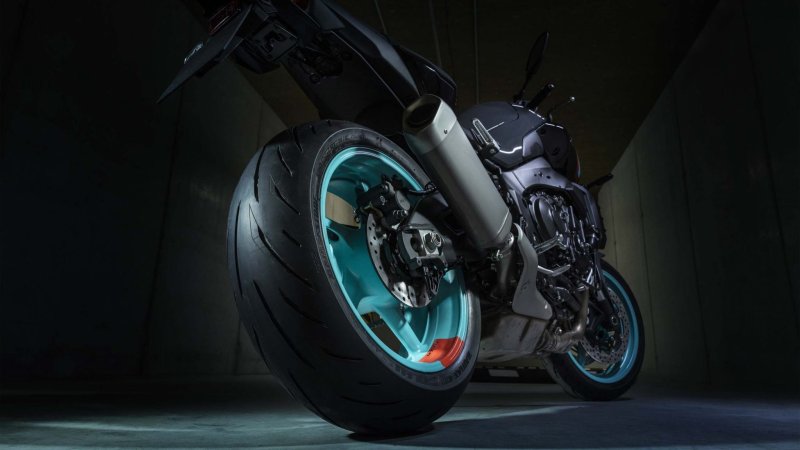 Ямаха MT 10 SP 2022