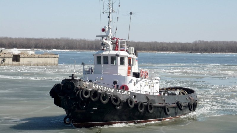 Морской буксир кантовщик