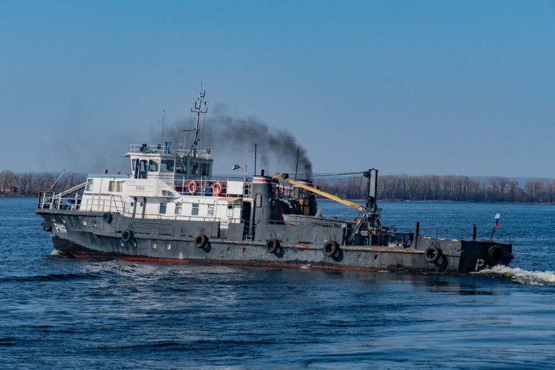 Путейский катер риф