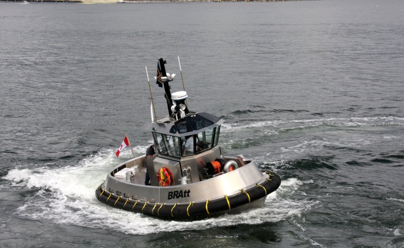 Катер Micro tug