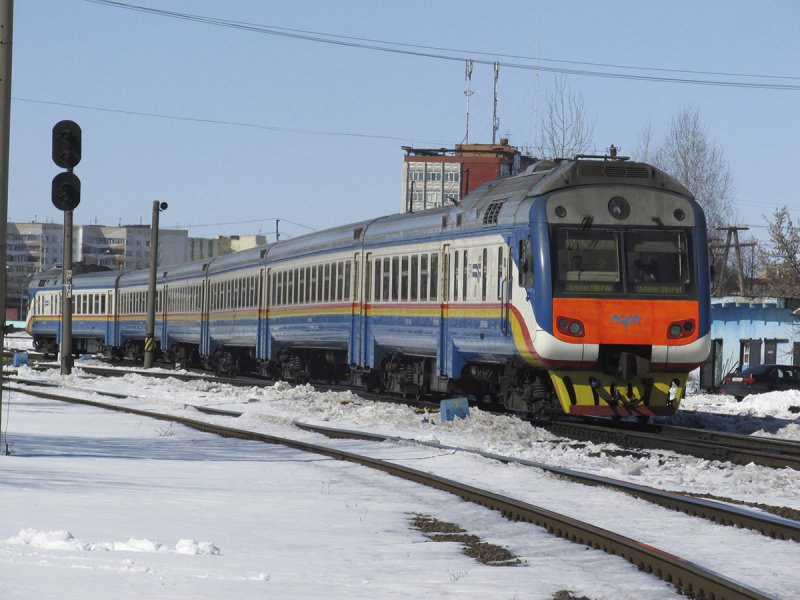 Дизель поезд др1б