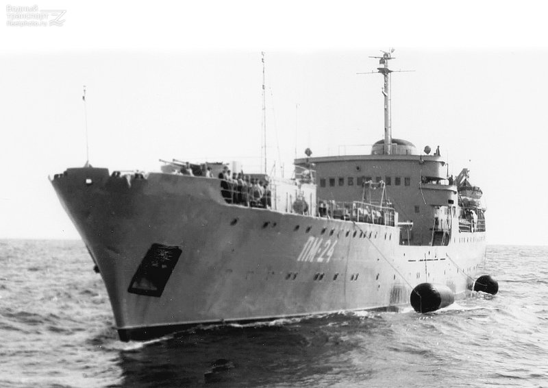Плавучая мастерская ПМ-24