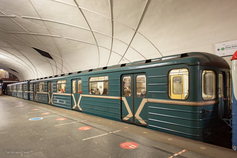Вагон 81-714