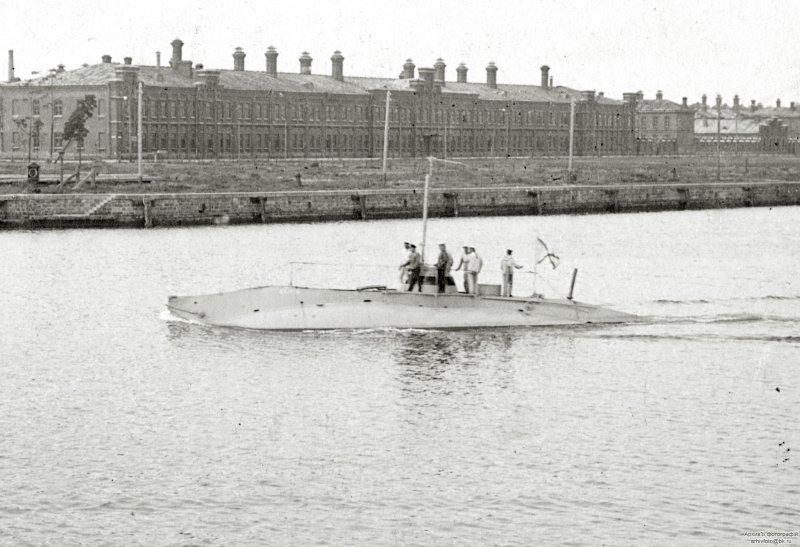 Подводная лодка сом 1904