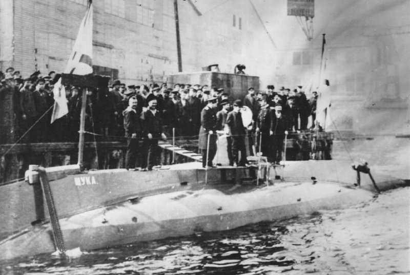 Подводная лодка Буревестник 1904 года