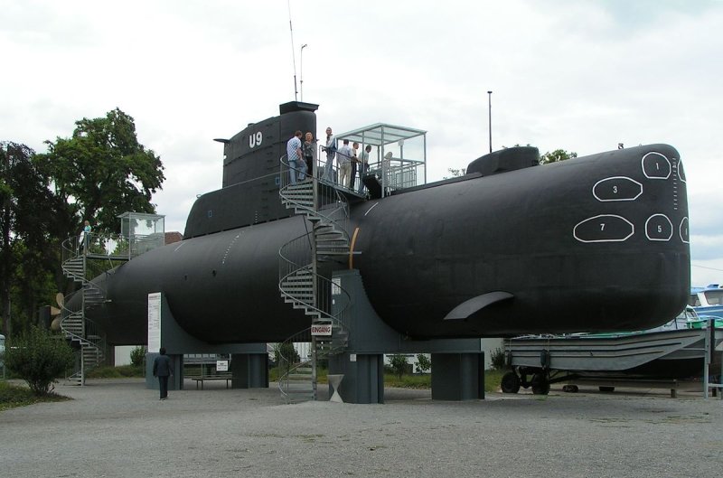 Германская субмарина u-9