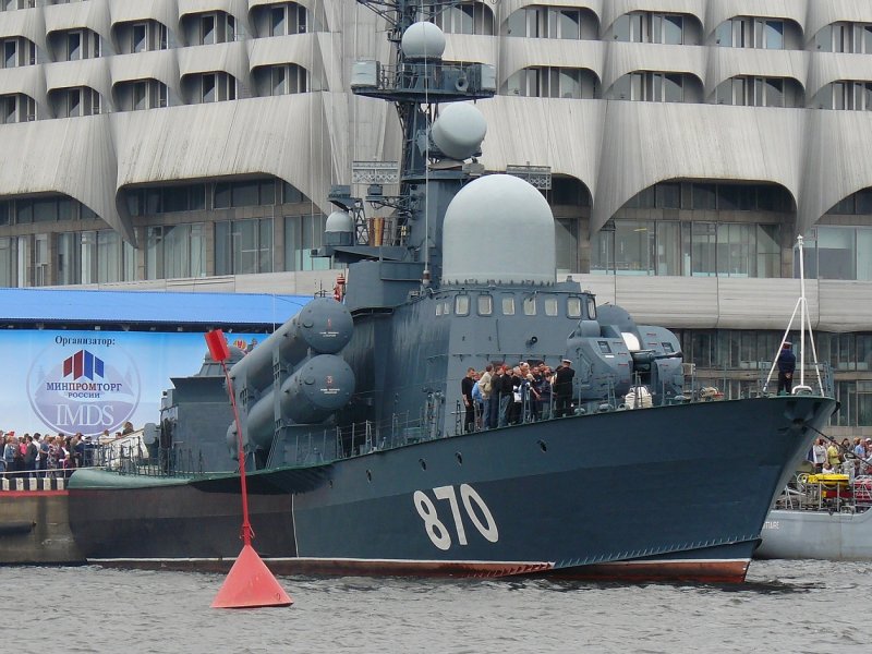 Самый большой военный корабль РФ