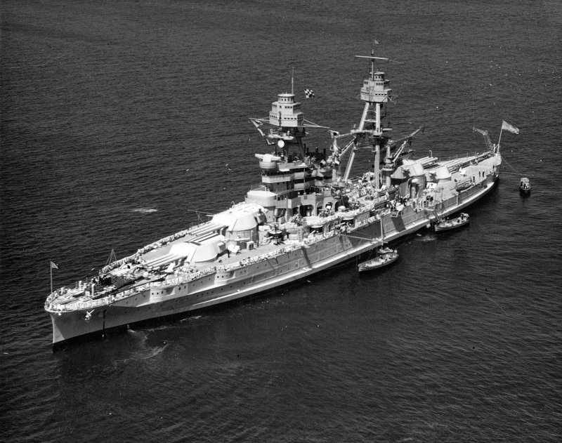 Линкор USS Arizona