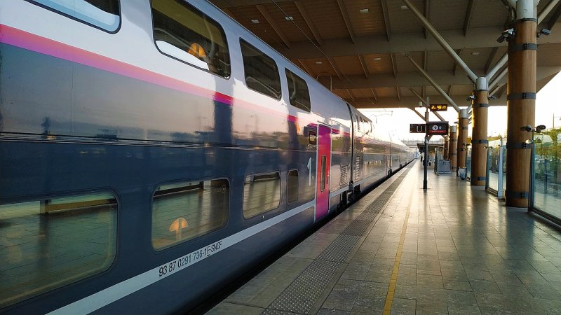 TGV France inoui салон