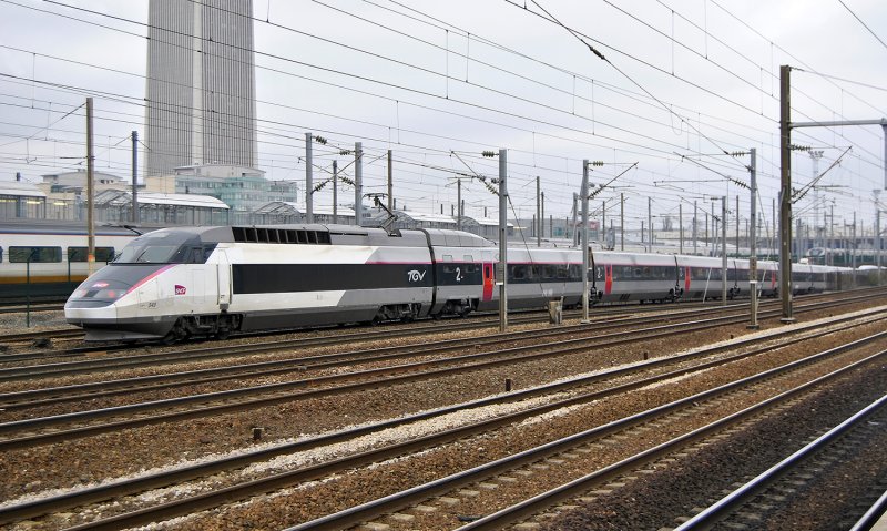 TGV M