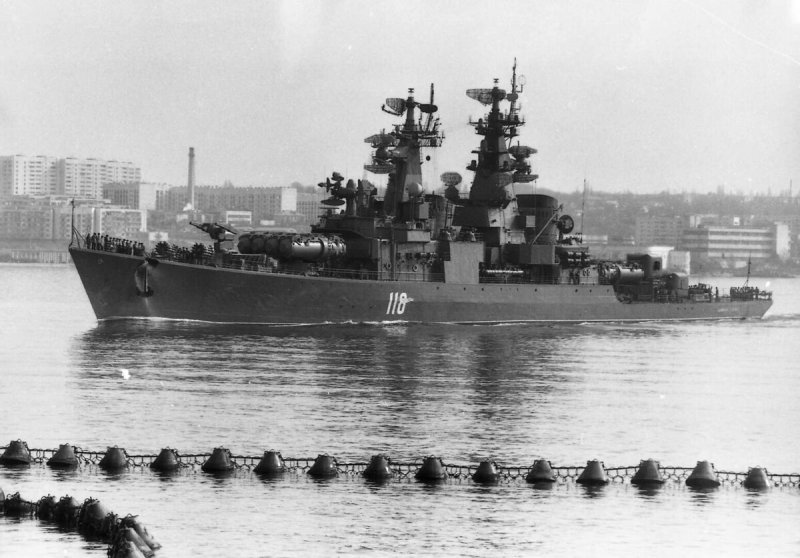 РКР Адмирал Головко 1996