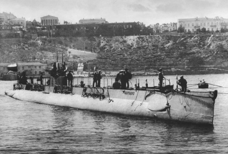 Подводная лодка нарвал 1900
