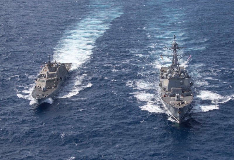Эсминец ВМС США
