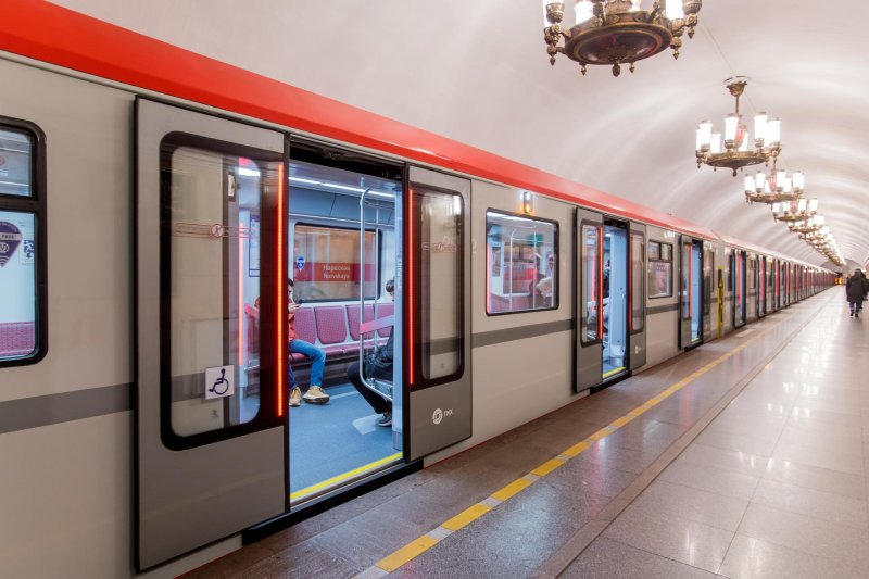 Балтиец поезд метро