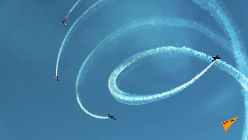 Первый полет группа высшего пилотажа