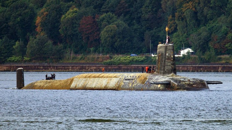 Где в Британии базы с подлодками