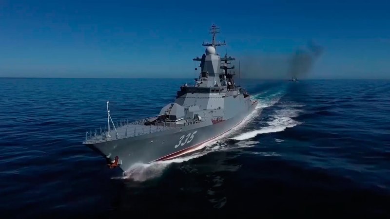 Военно морские корабли