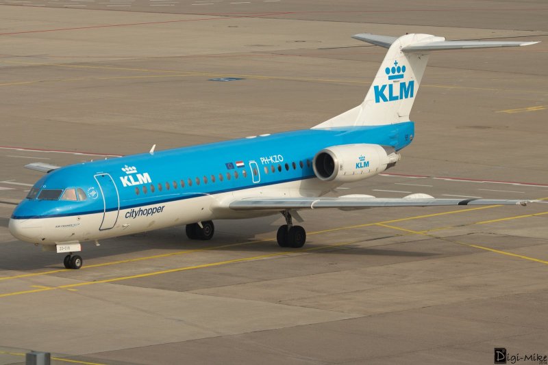 Fokker 70 самолет