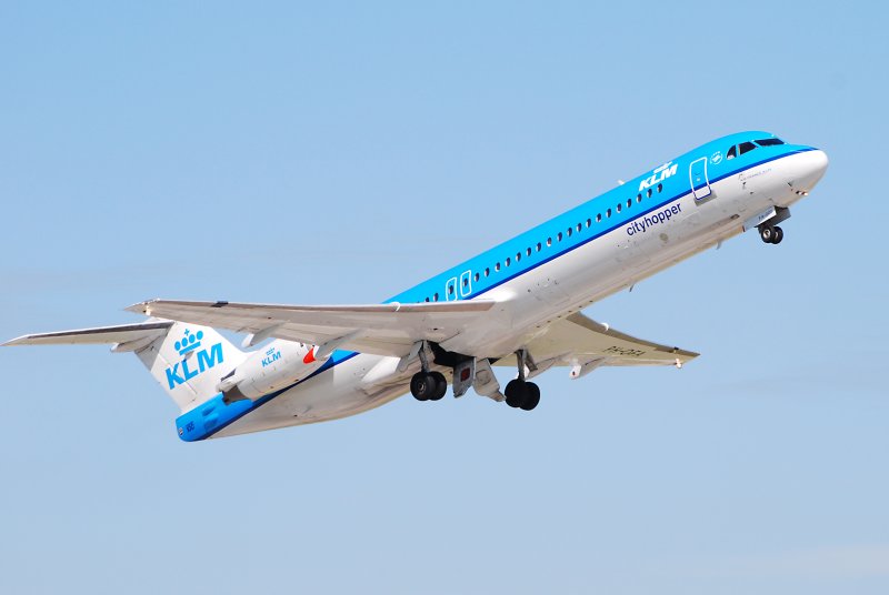 Фоккер-100 Carpatair.