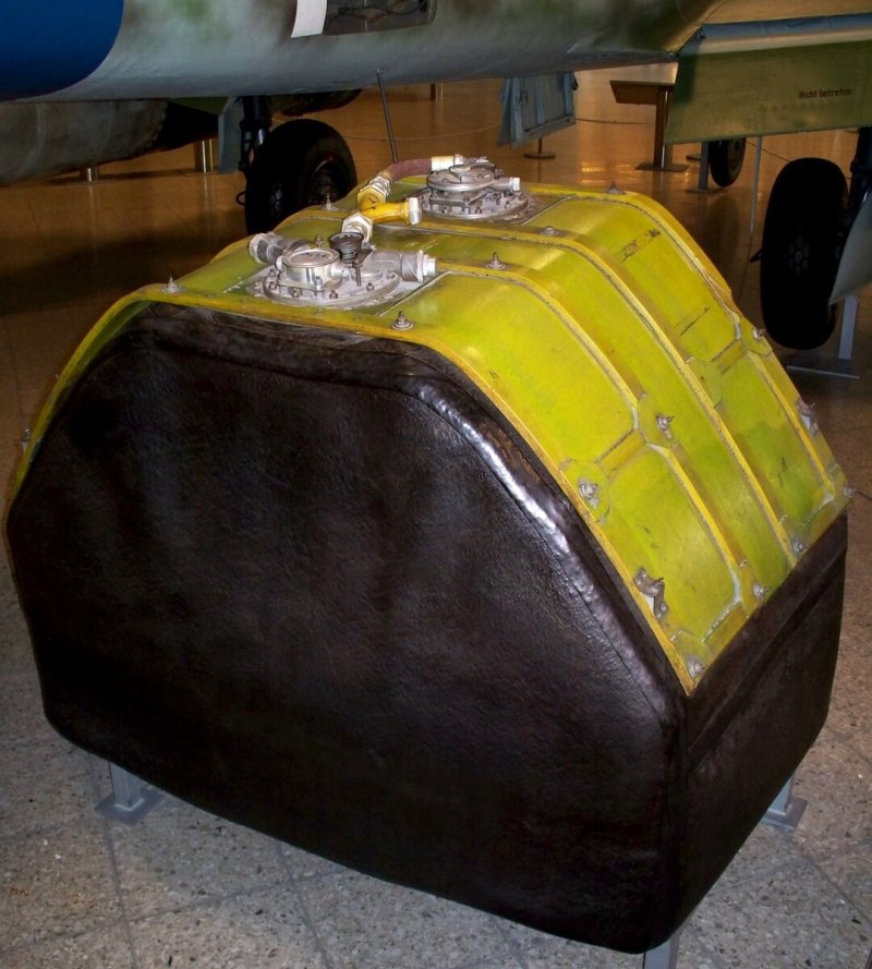 Топливный бак АН-2