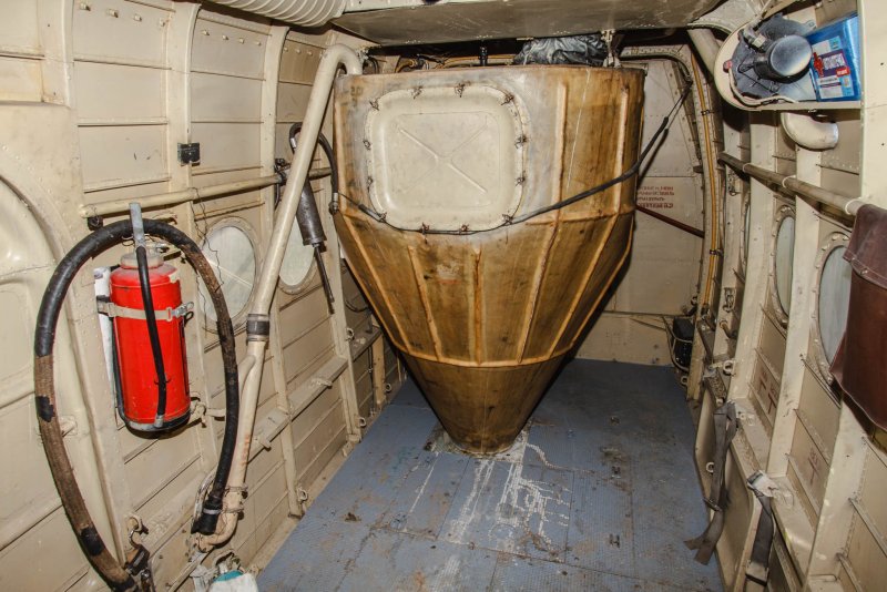 АН-2 грузовая кабина