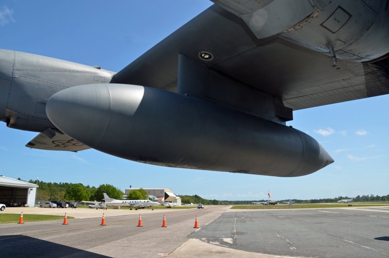 Топливные баки самолета b52