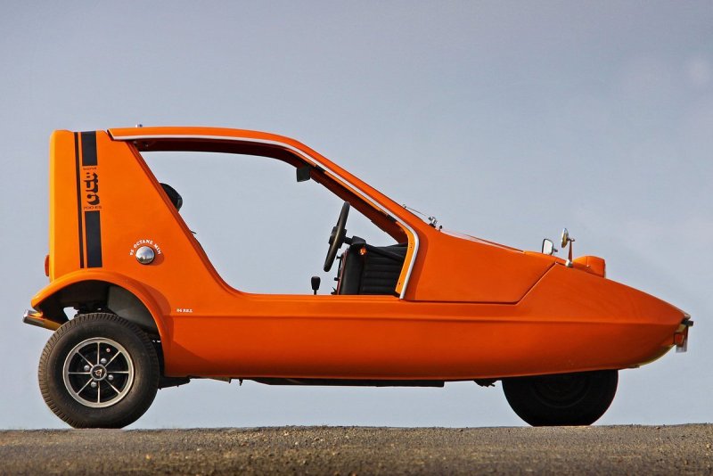 Автомобиль Bond Bug 700e