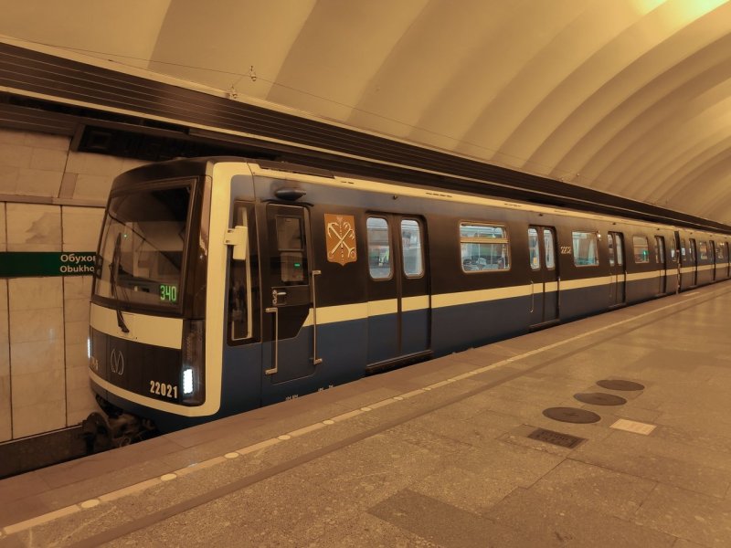 Яуза вагон метро