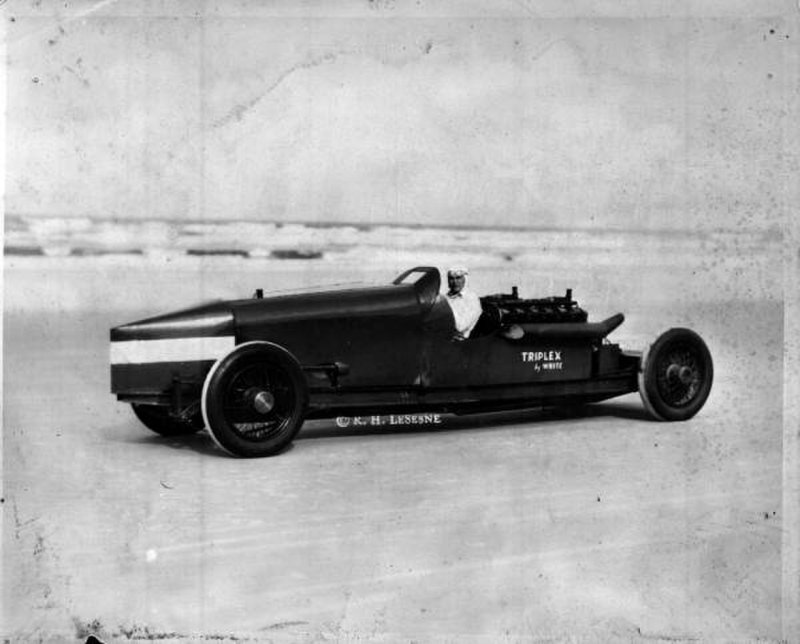 White Triplex '1928