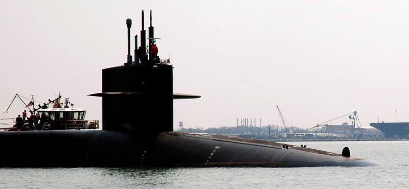 Подводную лодку USS Florida (SSGN 728)