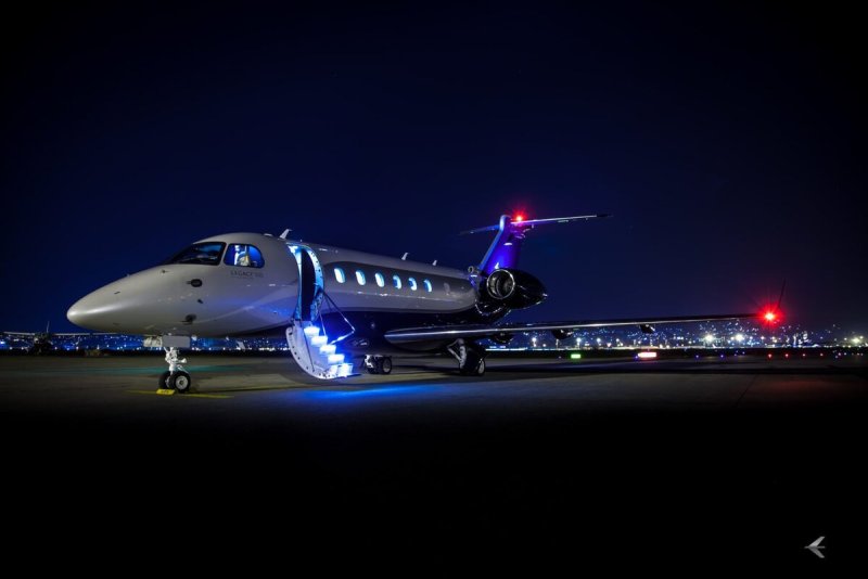 Embraer Legacy 450/500
