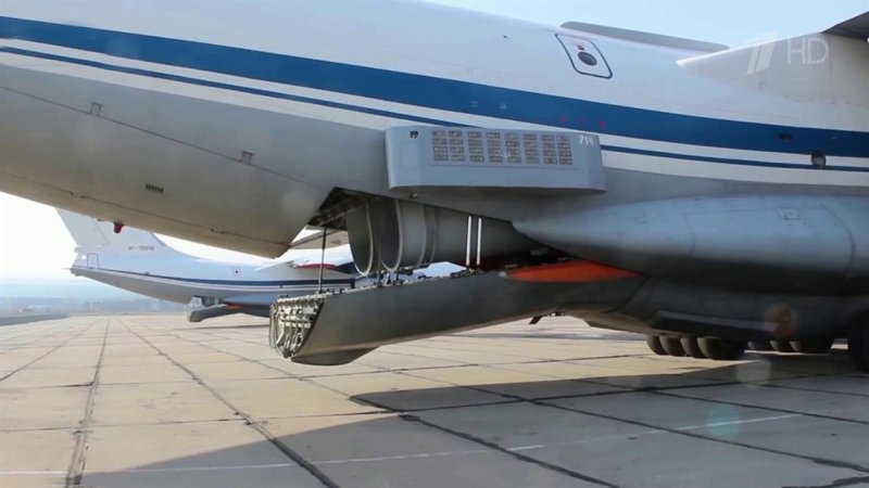 Грузовой люк ил-76