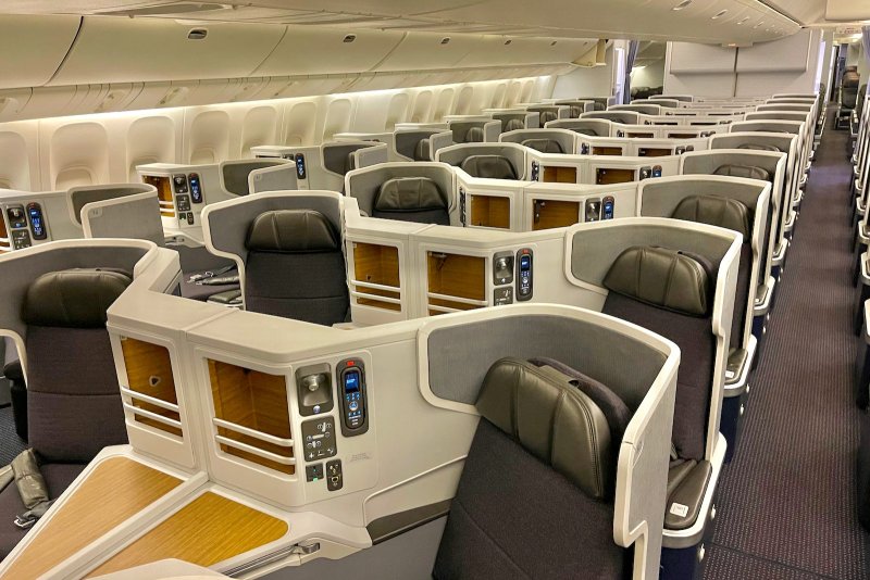 Боинг 777-300er салон