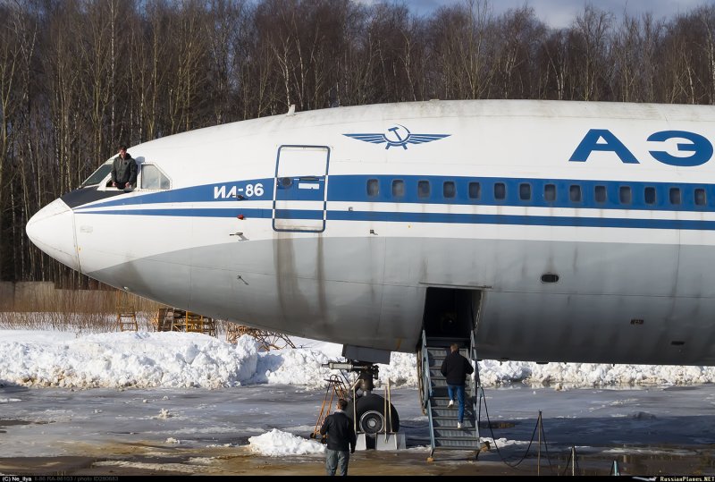 Самолет ил 86