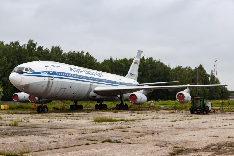 Ил-86 пассажирский самолёт