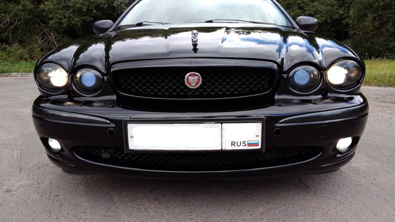 Фары Jaguar x Type 2.5