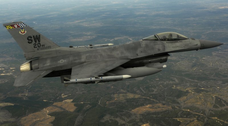 F 16 Falcon