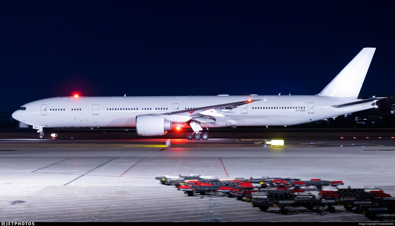 Боинг 777 Белуга
