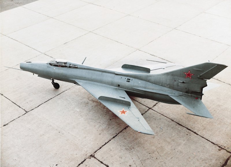 Истребитель е-50