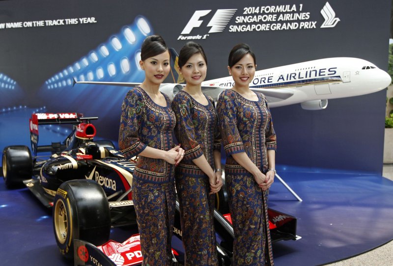 Singapore Airlines стюардессы