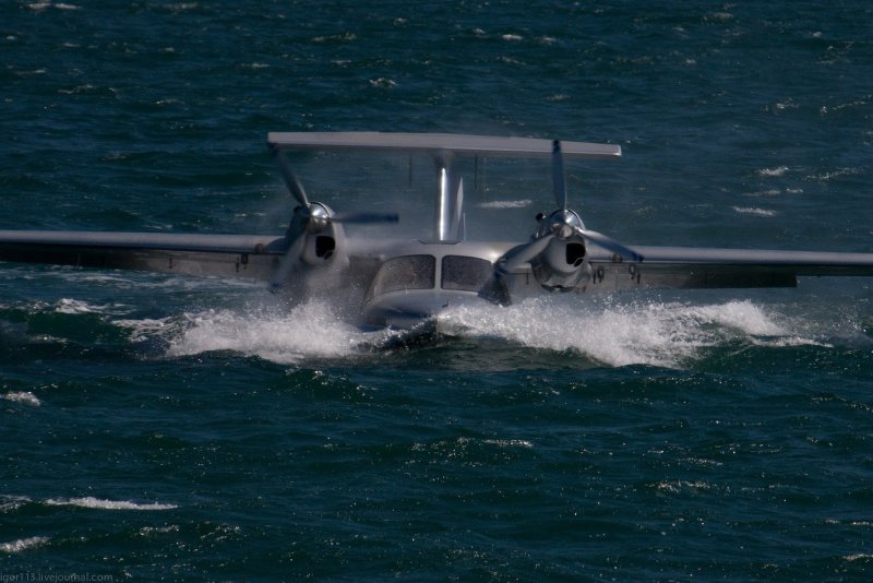 Самолёт-амфибия ла-8 салон