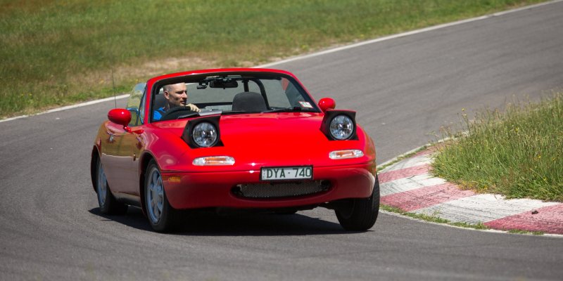 Mazda MX-5 Miata 1989