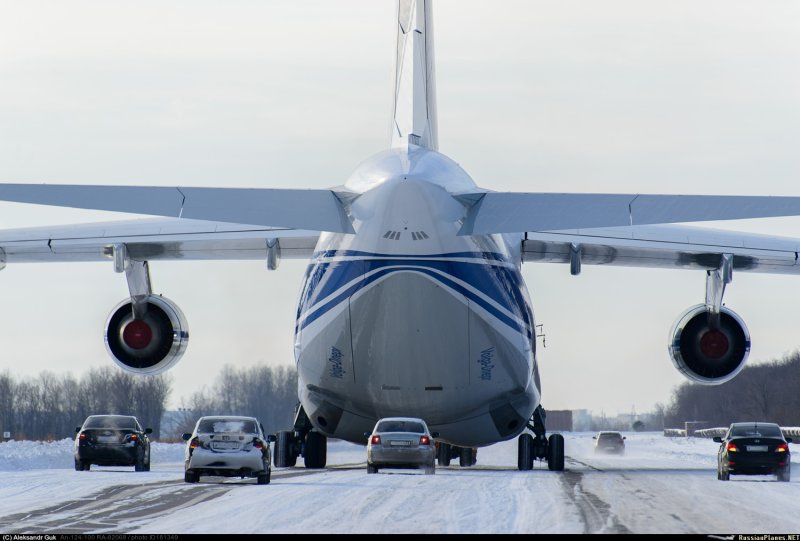 АН 124 Руслан Ульяновск Восточный