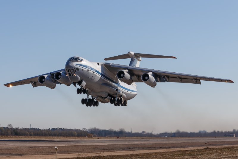 Транспортный самолёт ил-76