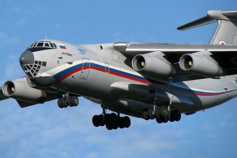 Военный транспортный самолет России ил 76