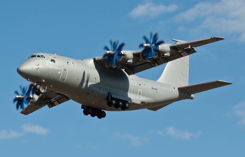 АН-70 шасси