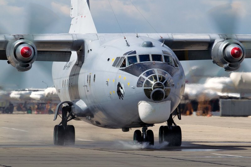 АН 12 БК моторный