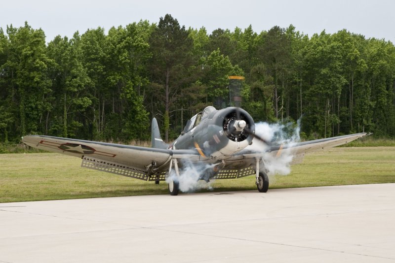 Douglas SBD Dauntless (a-24 Banshee)